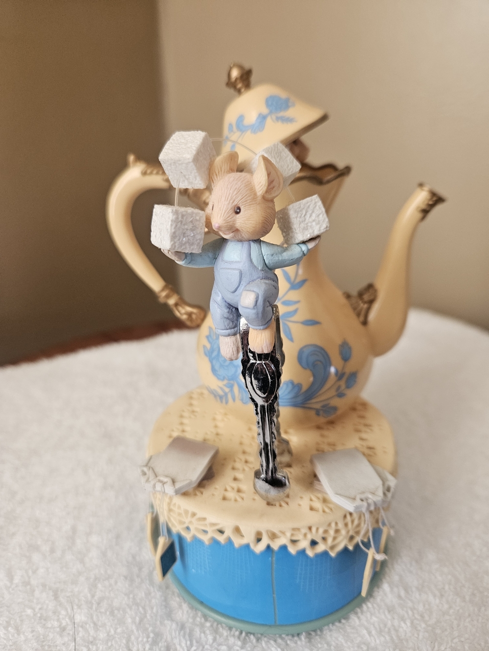 Enesco Cream and Blue Mouse Music Box Figurine Tea For Two